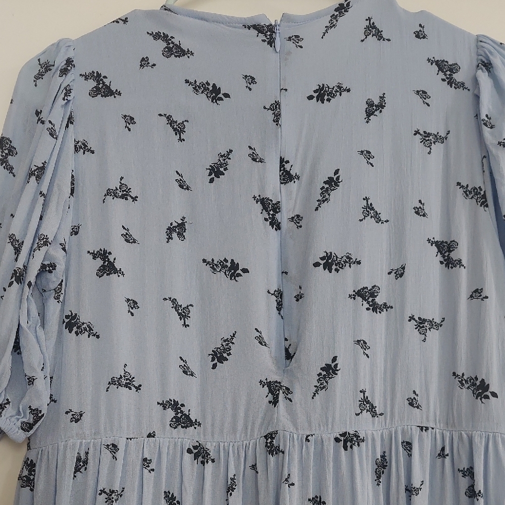 Ganni Light Blue Dress with Black Floral Pattern - Picture 11 of 15